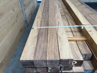 Foto 2 van 90x90MM Iroko geschaafde kd balk 3650 MM