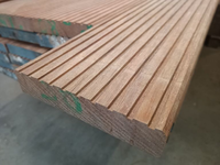 40x190mm Hardhout geschaafd 300cm Anti slip profiel