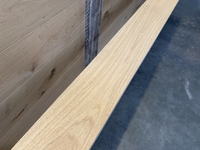 Foto 4 van 26x130MM meranti balk geschaafd 3050 MM lengte