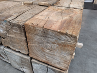Foto 9 van 30x30cm Radiata pine gebruikt 150cm FSC